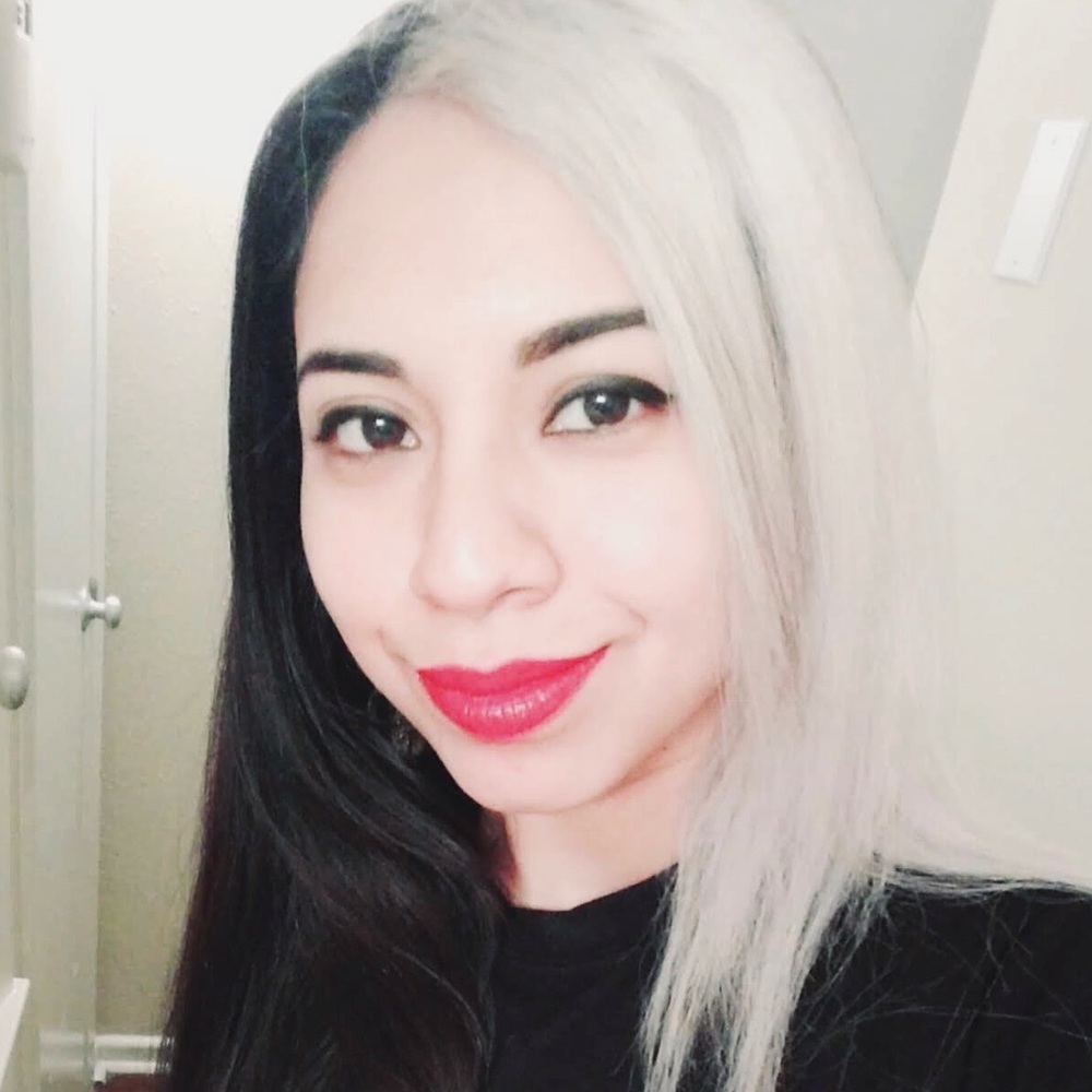 Meet your Posher, Alyssa